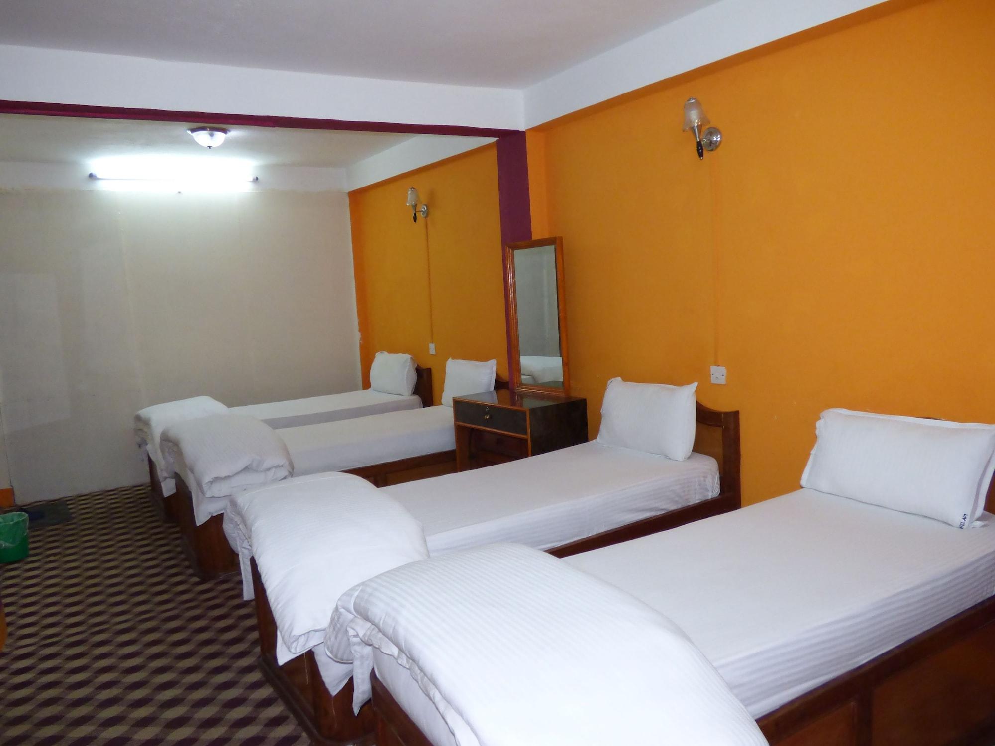 Hotel Api Катманду Екстер'єр фото